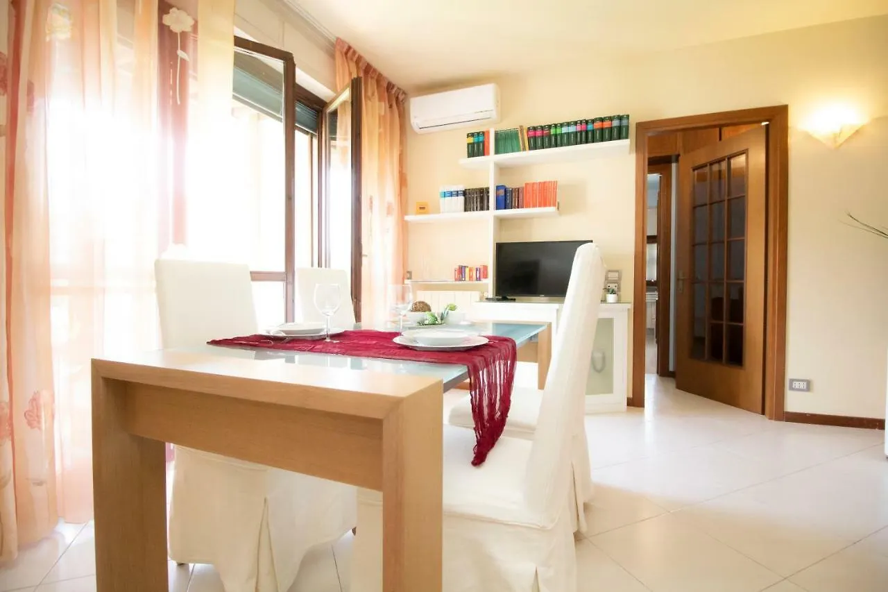 Pisa Books&Tower Apartment Italien